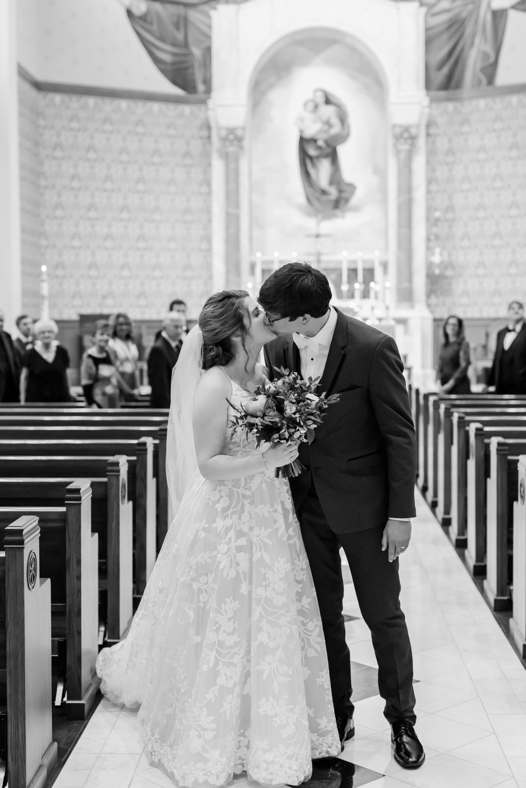 st-paul-university-catholic-center-wedding-photos