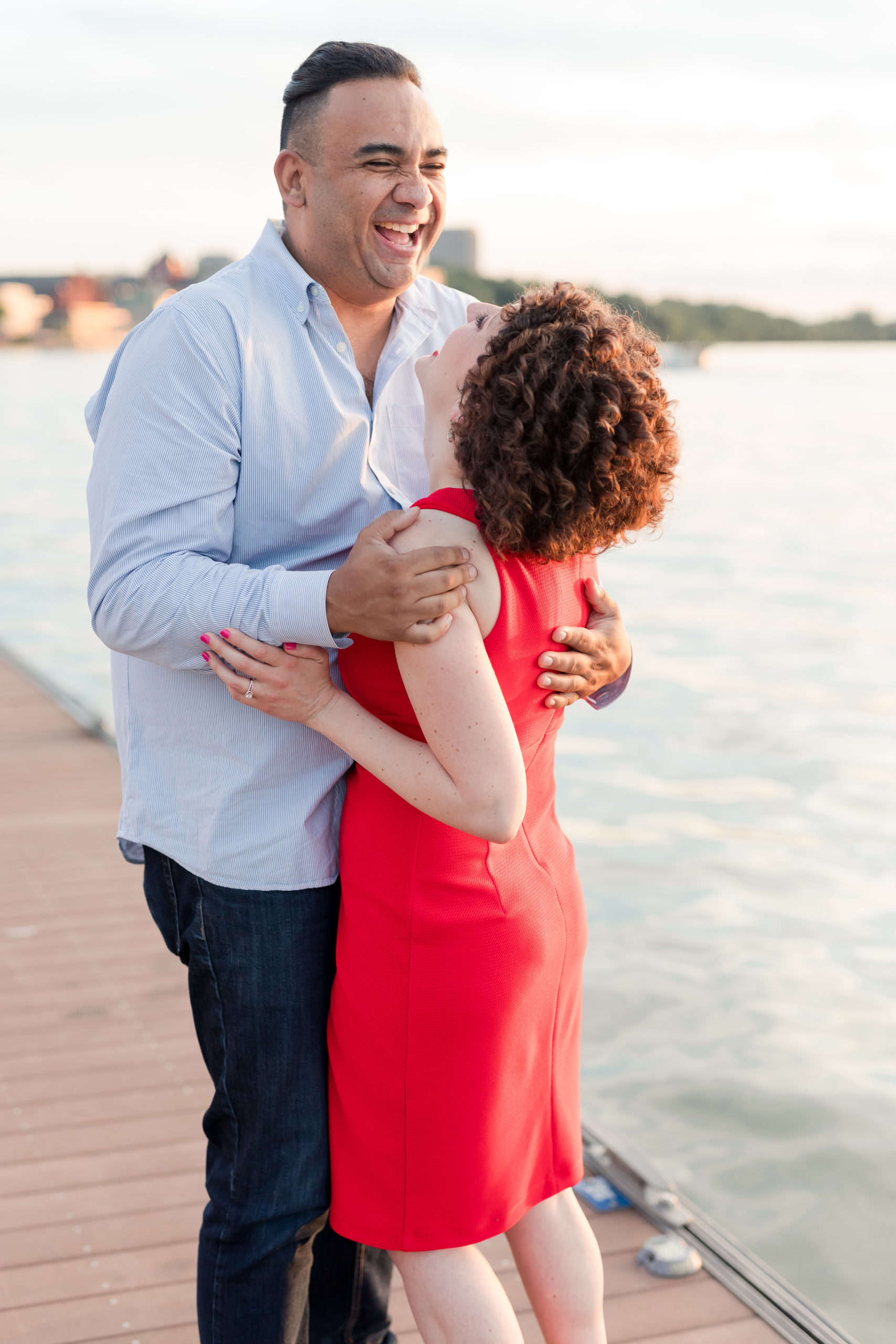 edgewater-pier-engagement-photography