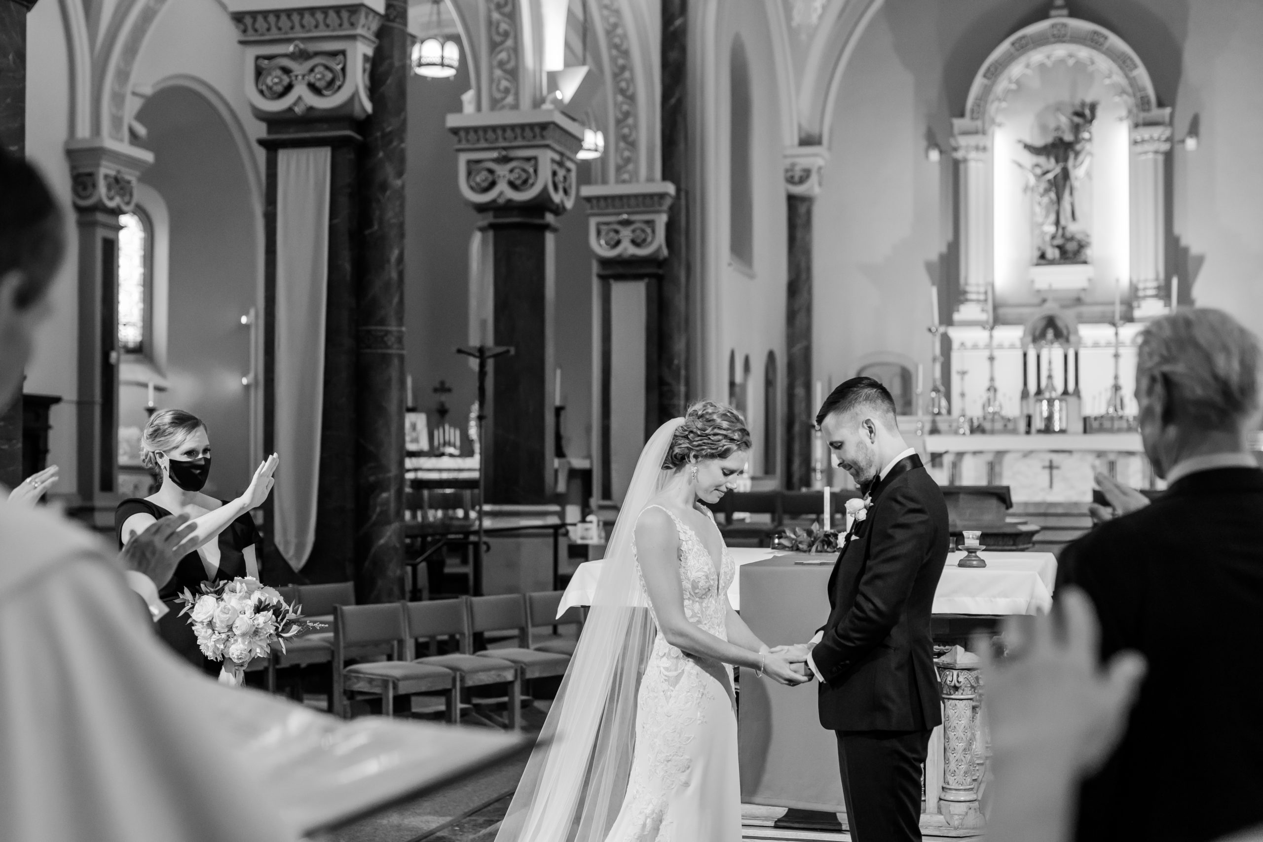 st-francis-assisi-wedding-ceremony-photography-mke