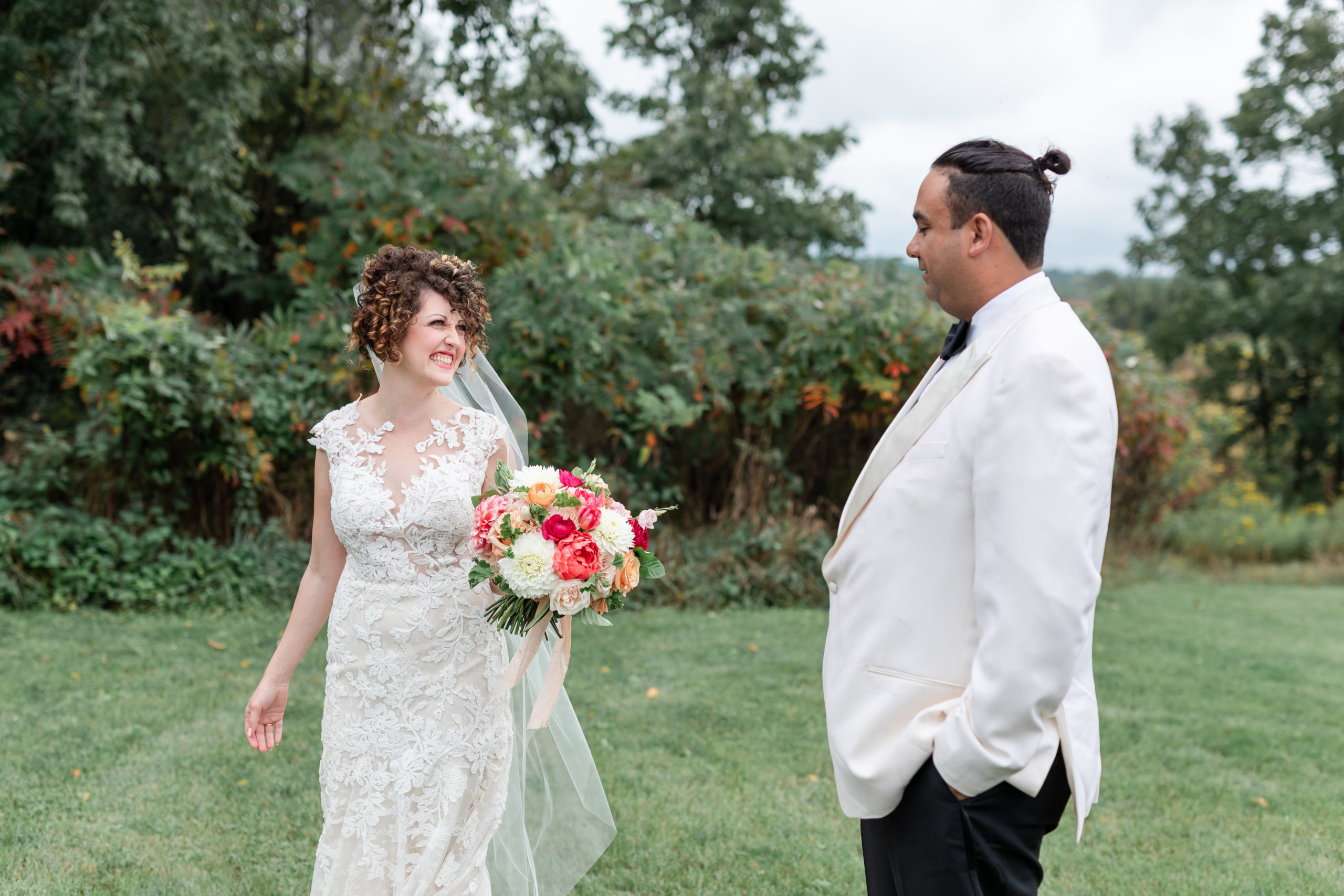 bride-groom-first-look-photos