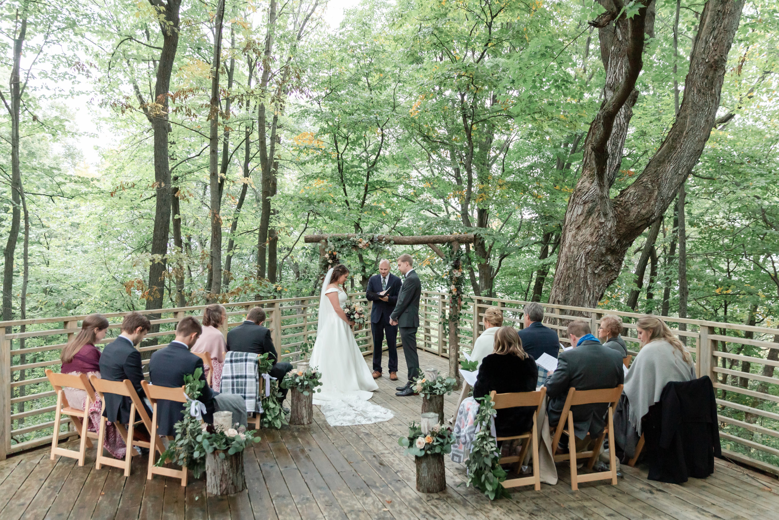 outdoor-wedding-ceremony