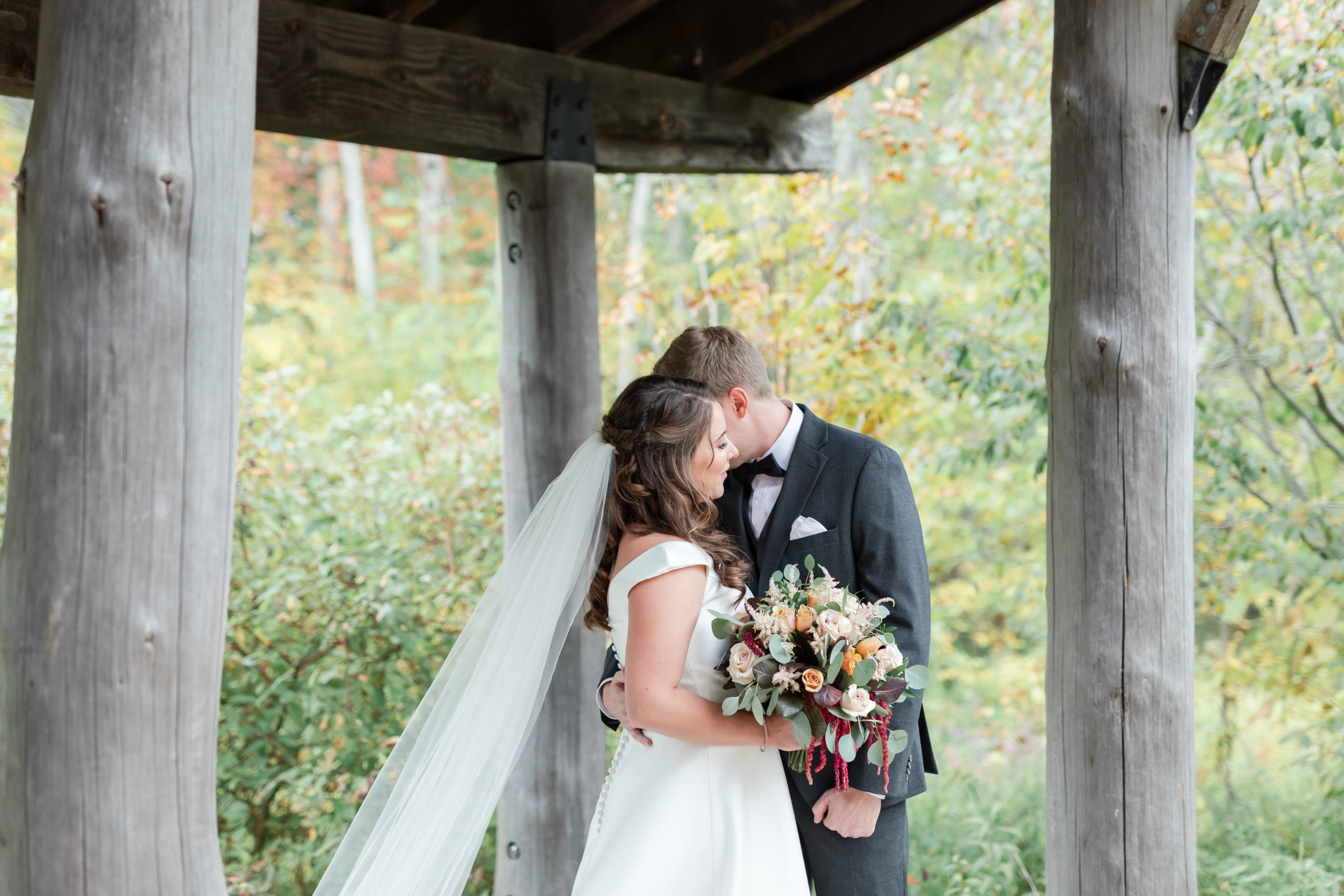 fall-wedding-photos-wisconsin