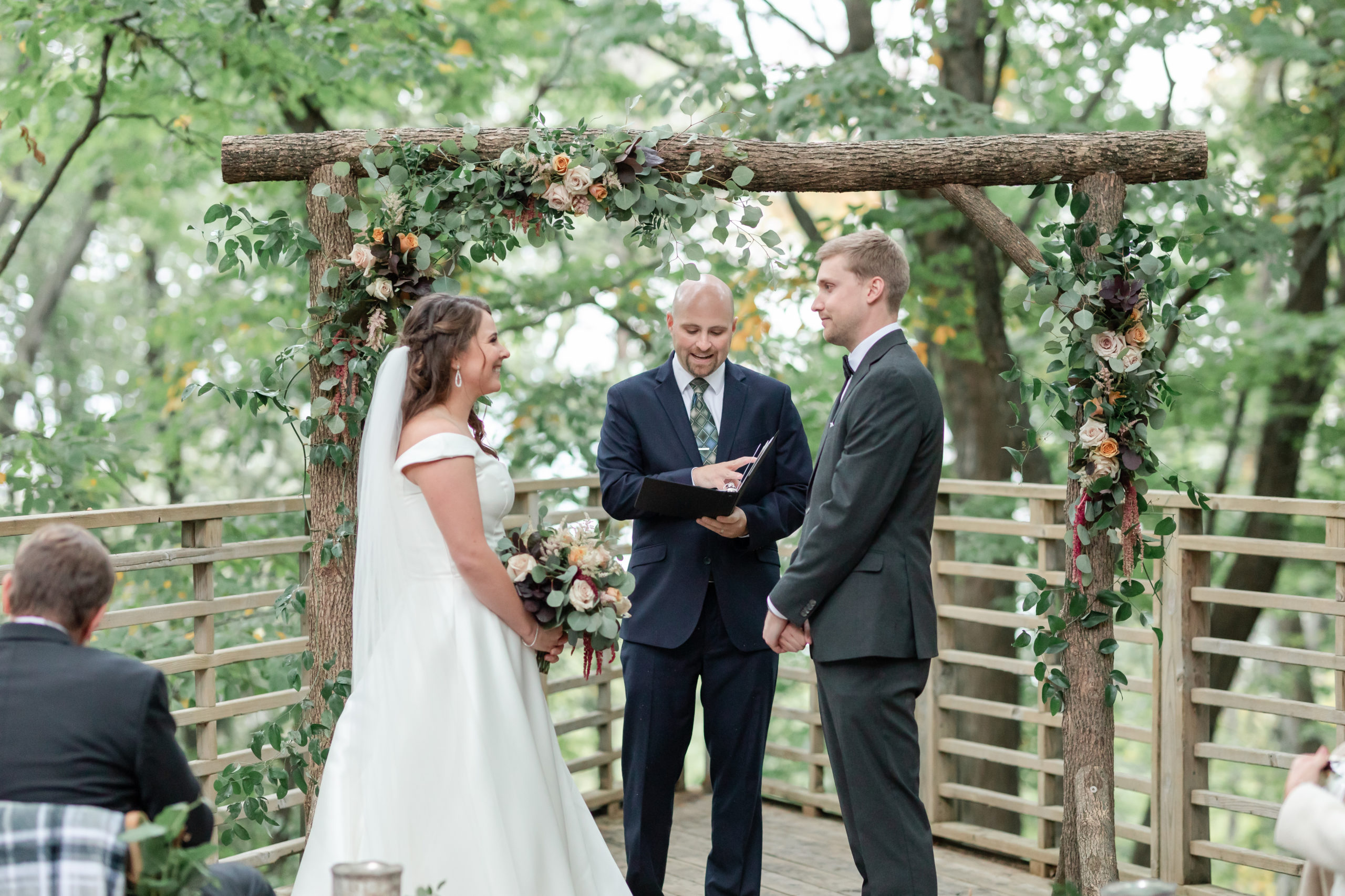 schlitz-audubon-nature-center-wedding-ceremony-photography