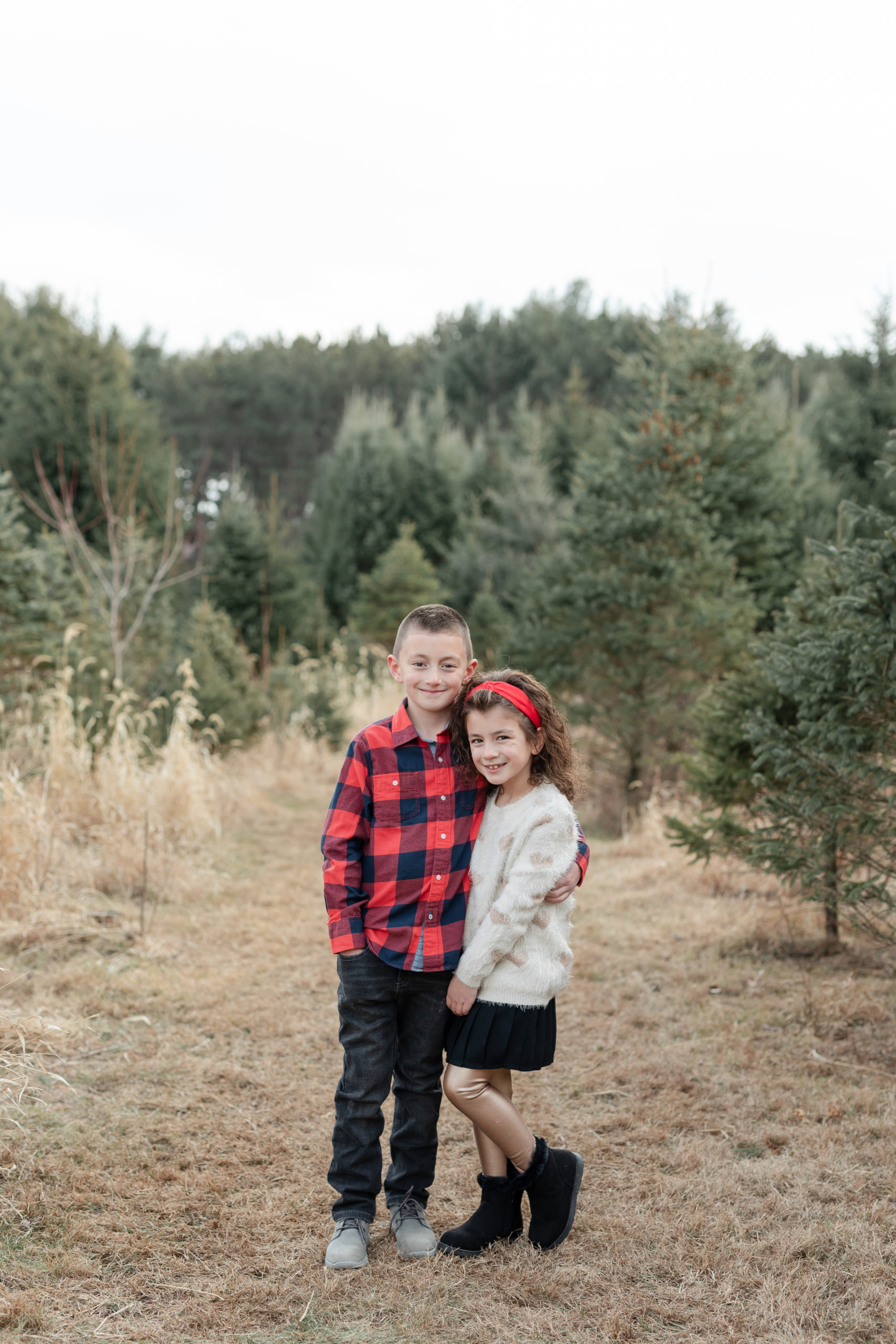tree-farm-family-session-outfit-inspiration