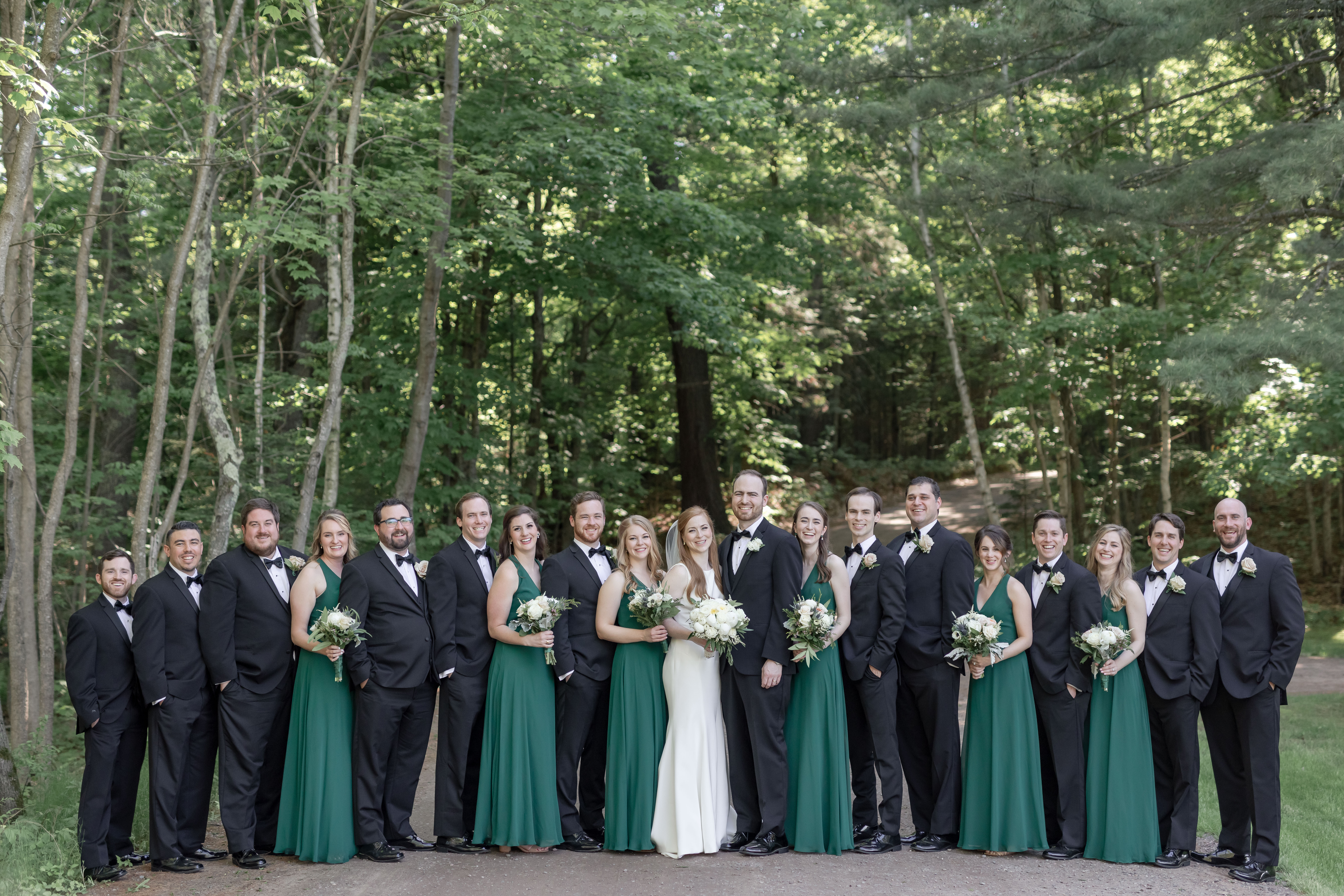 bridal-party-emerald-green