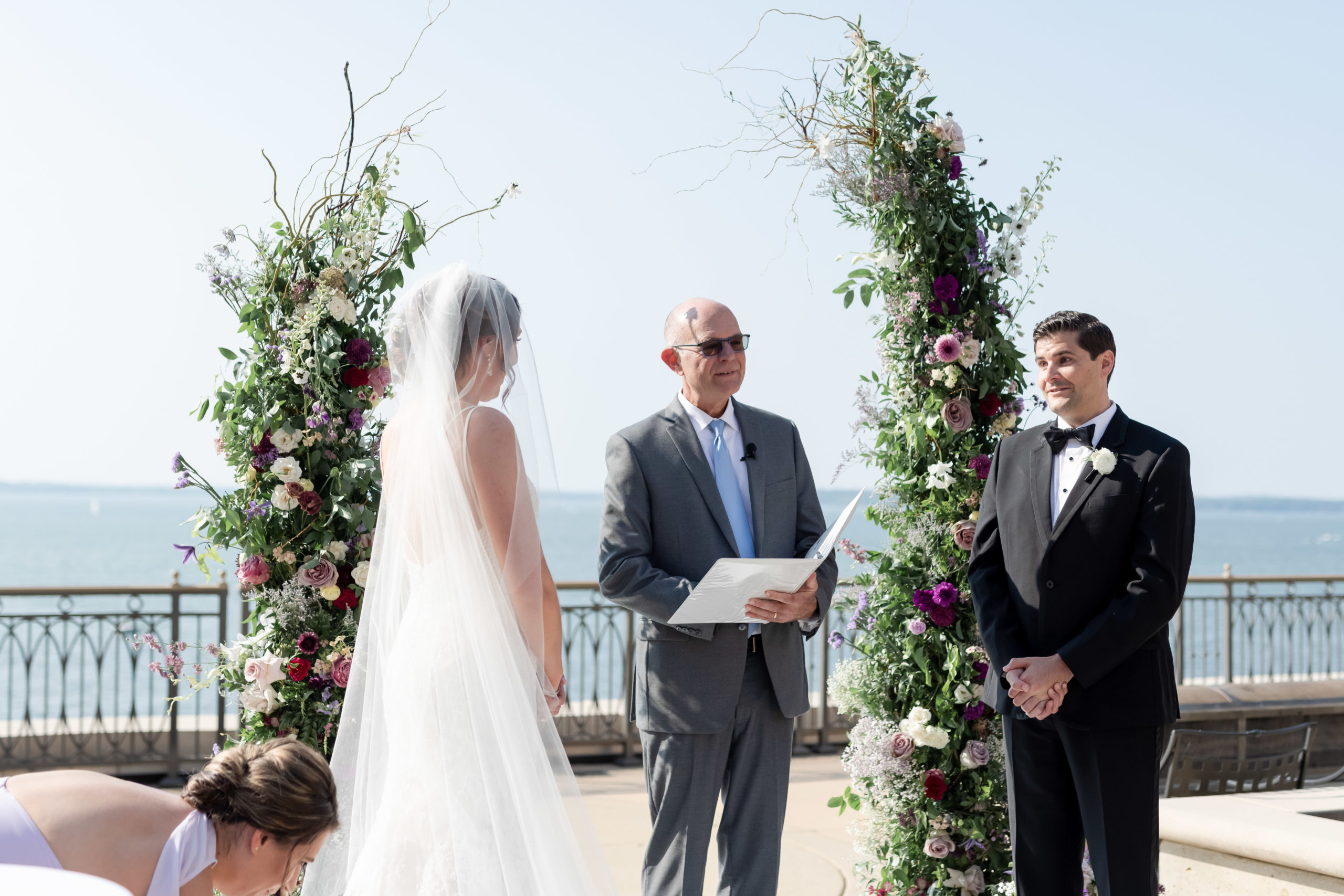edgewater-wedding-ceremony-photographer