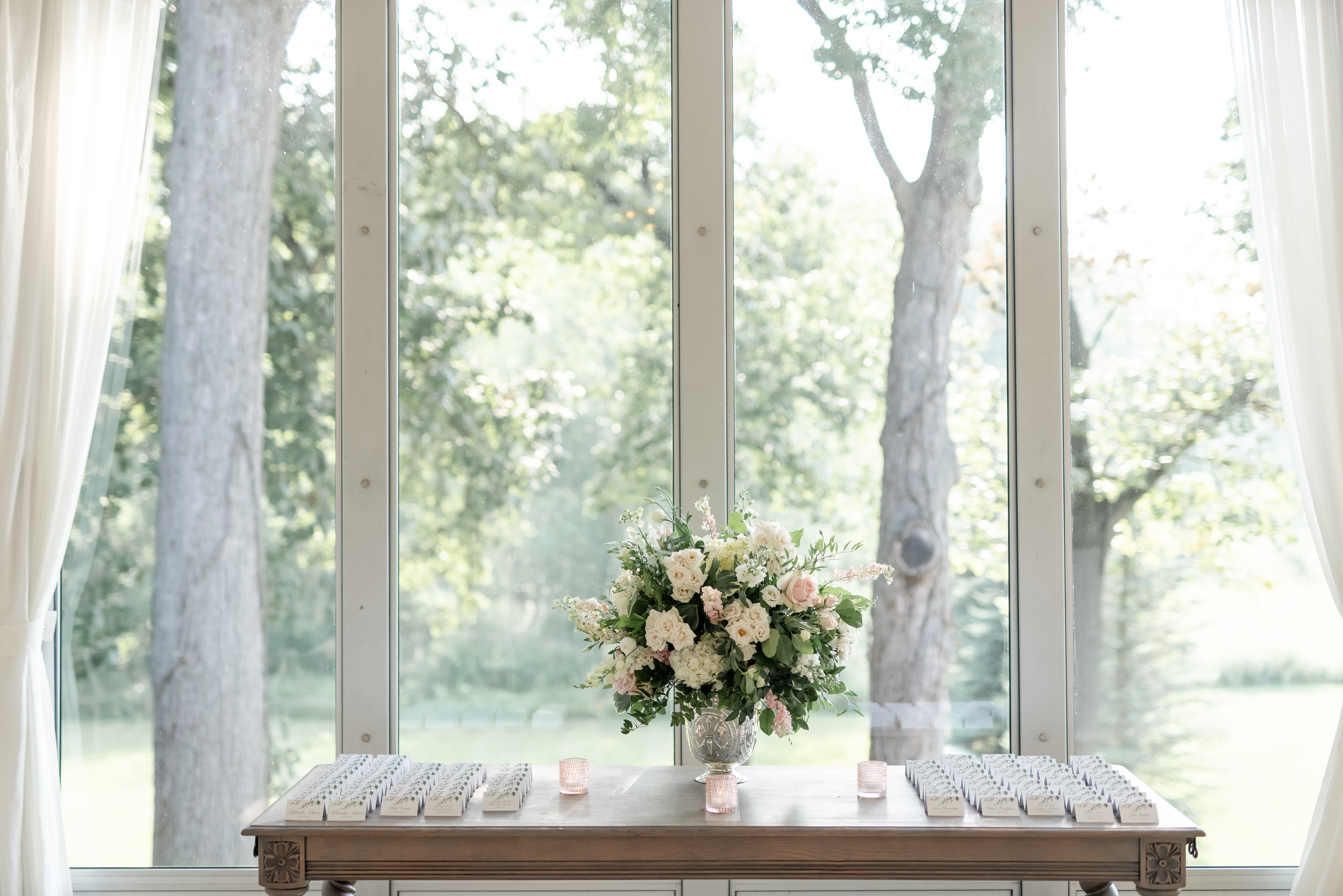 wedding-welcome-table