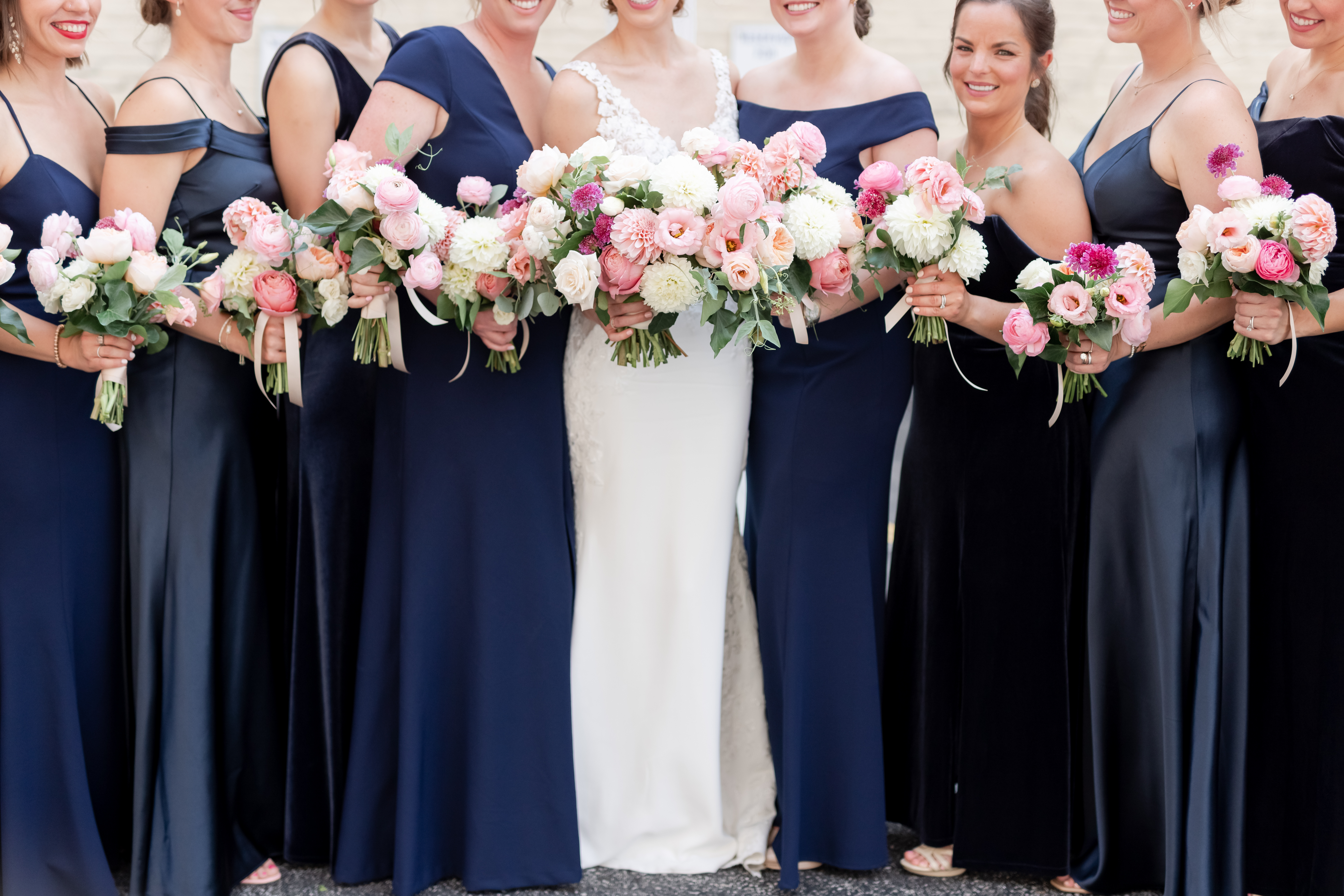 navy-bridesmaids-pink-bouquets