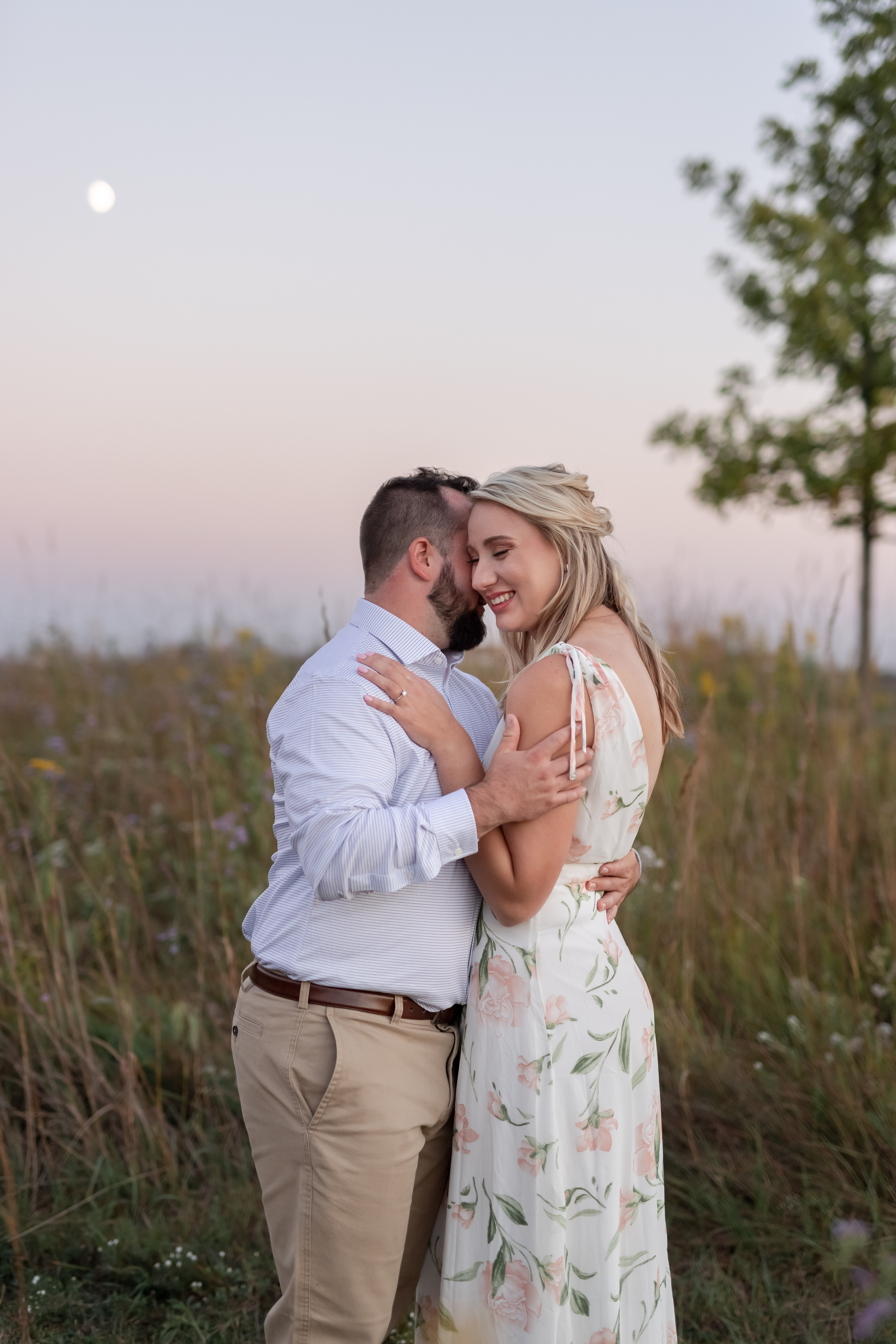 summer-moon-engagement-session