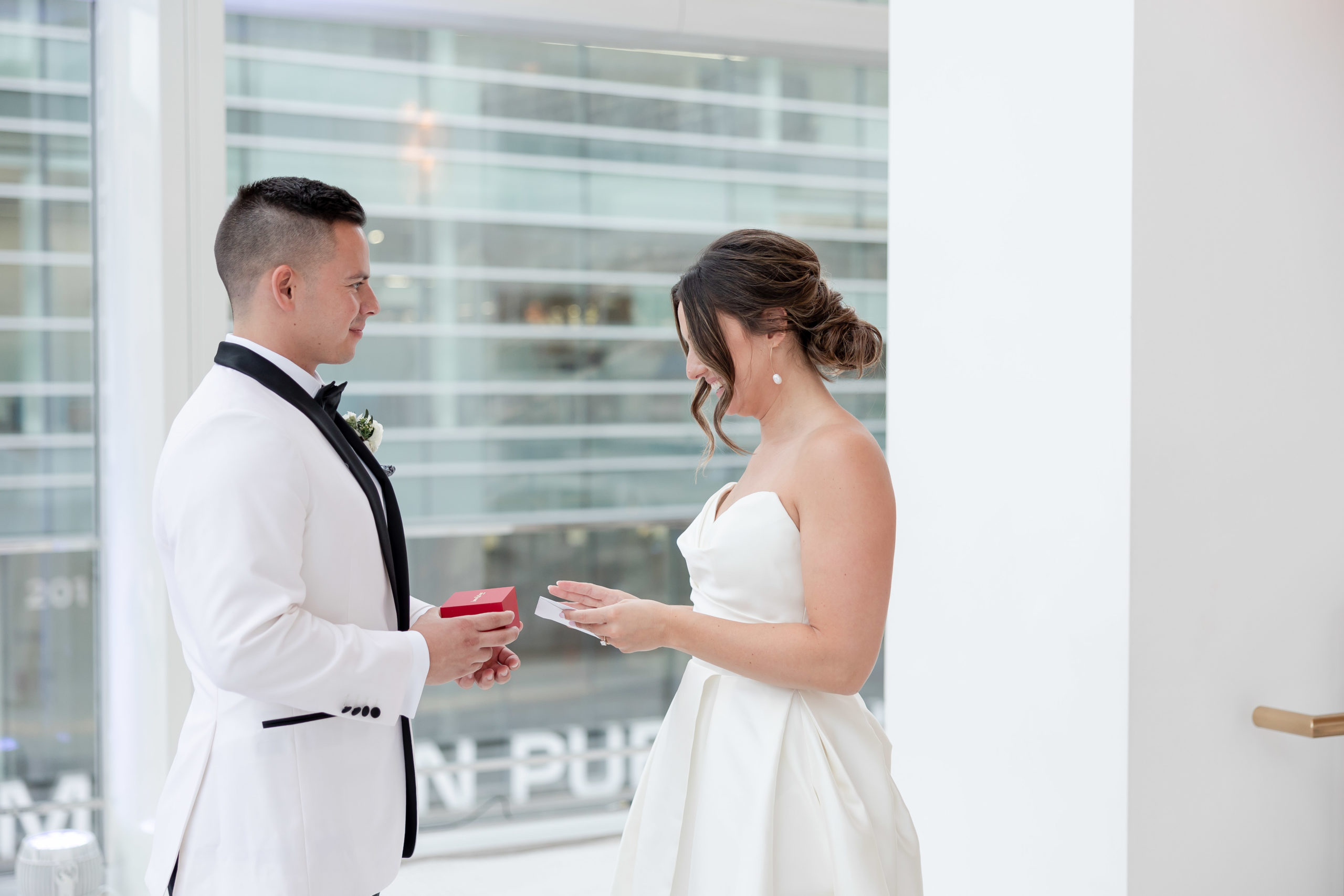 bride-groom-gift-exchange