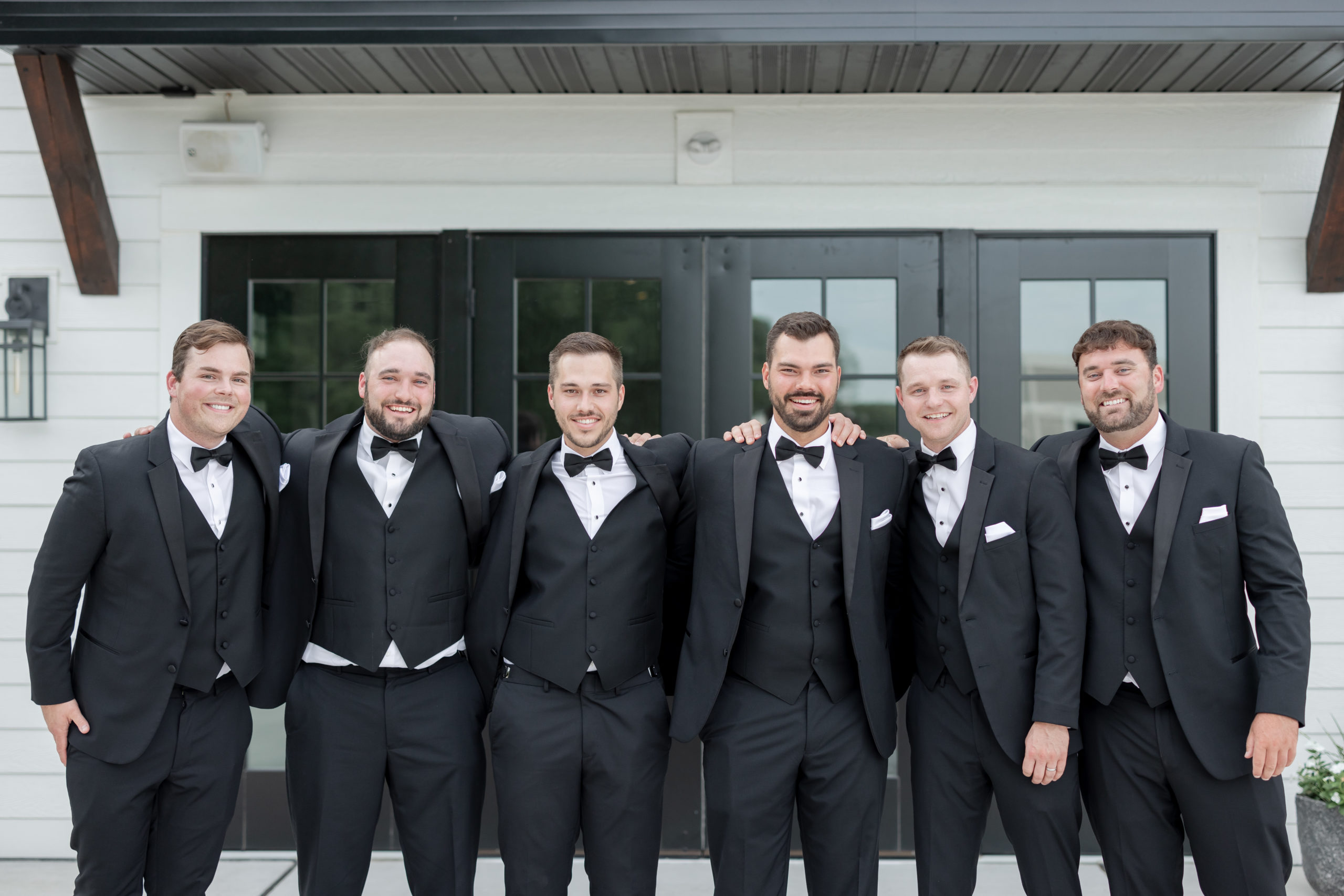 ledgecrest-reserve-groomsmen