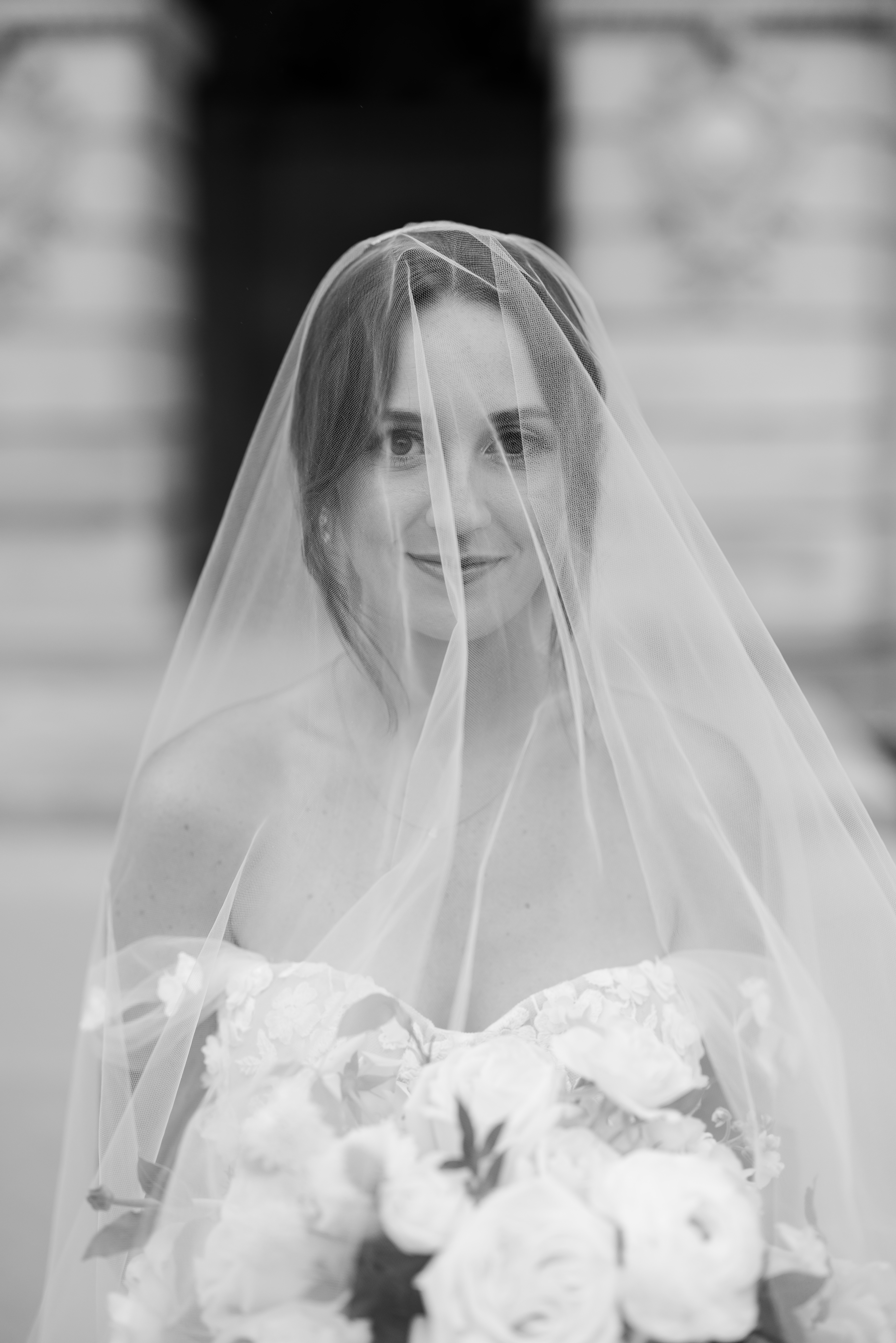 black-white-bridal-portrait-veil