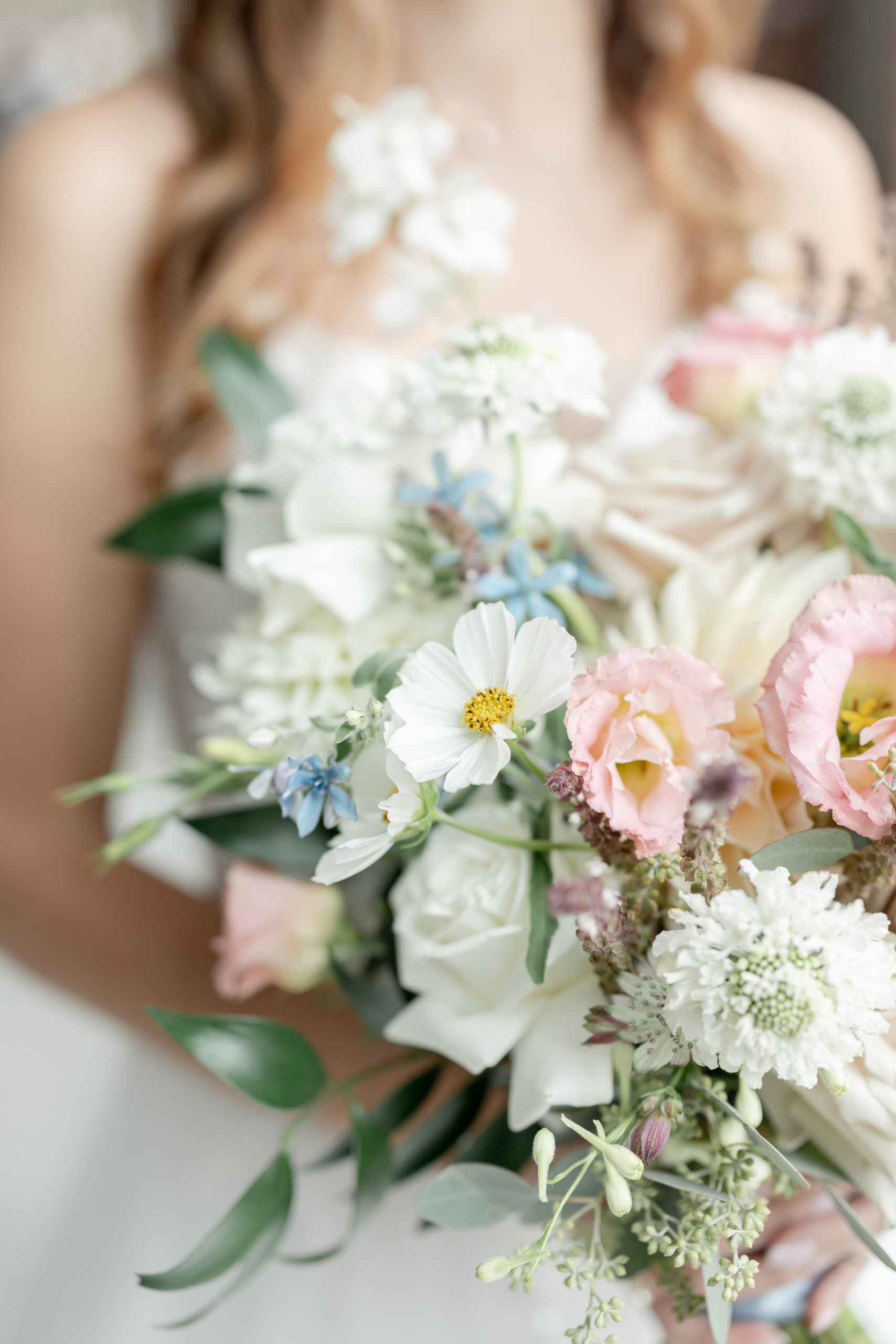 pastel-wedding-bouquet
