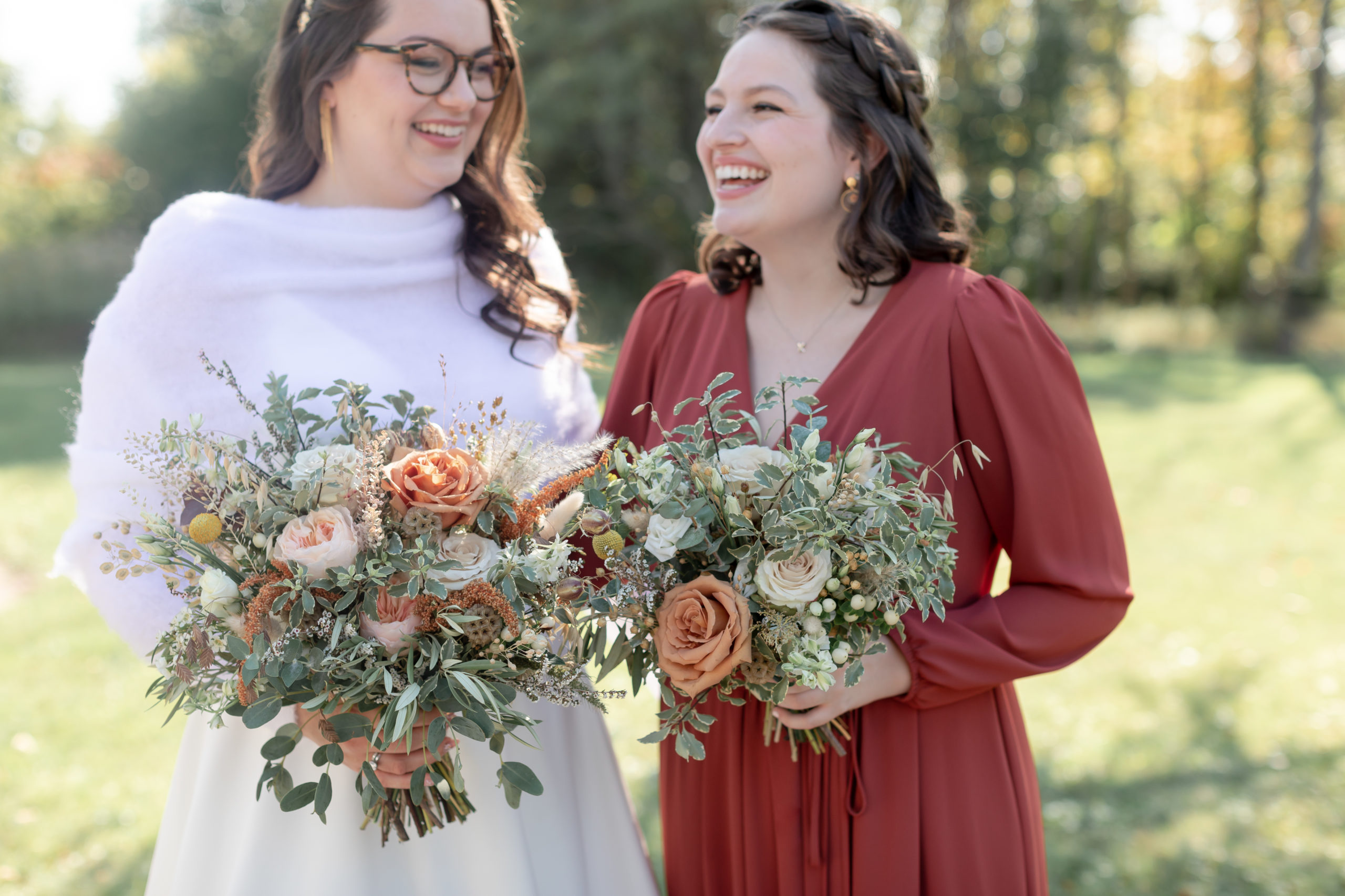 folklore-flowers-fall-wedding-bouquets