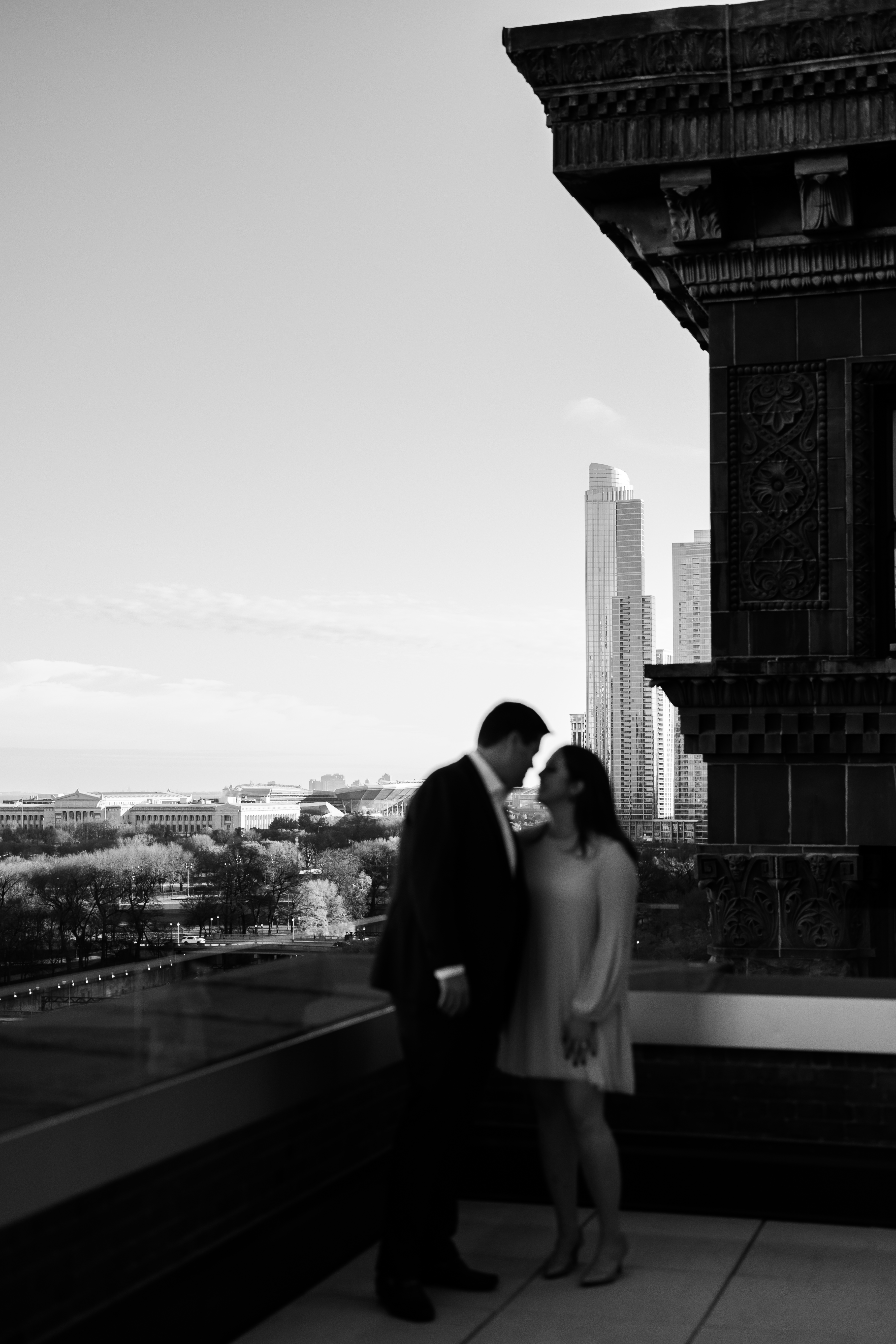 chicago-club-engagement-rooftop-terrace-photography