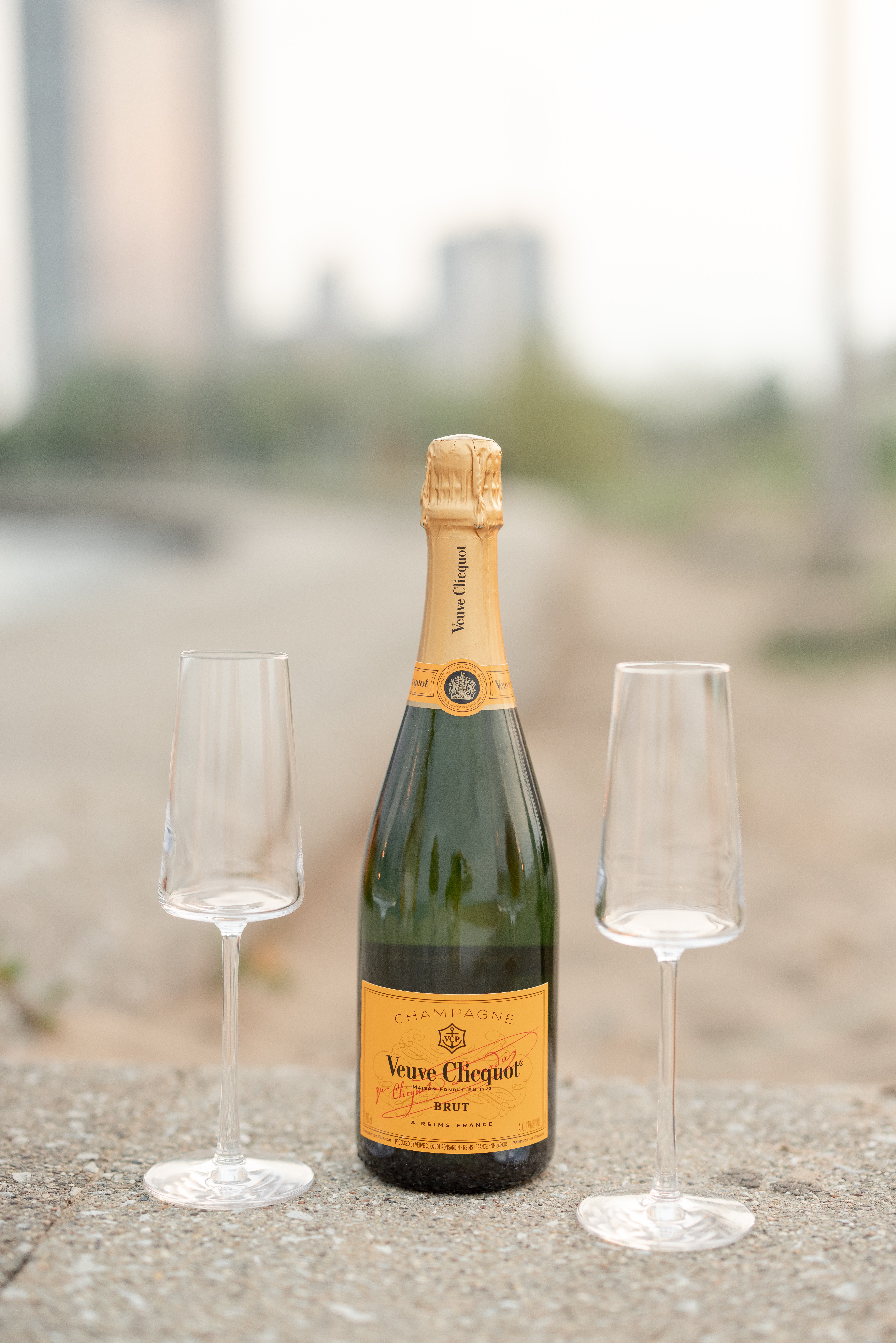 veuve-clicquot-engagement-champagne