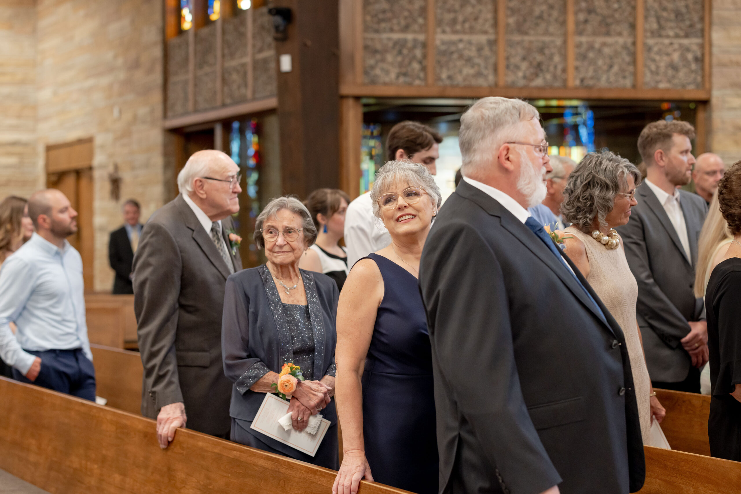 resurrection-catholic-parish-green-bay-wisconsin-wedding-ceremony