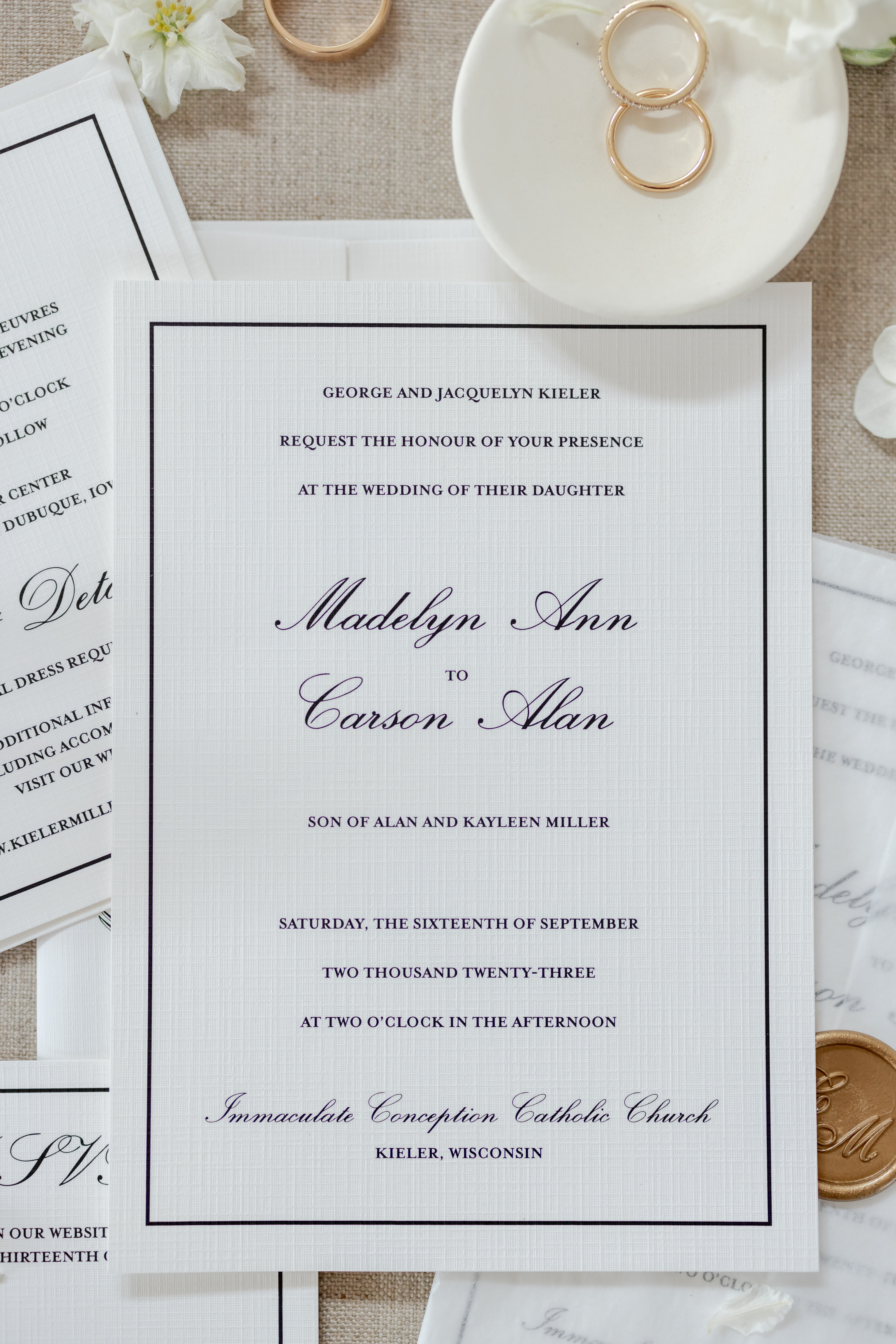 black-white-formal-wedding-invitation