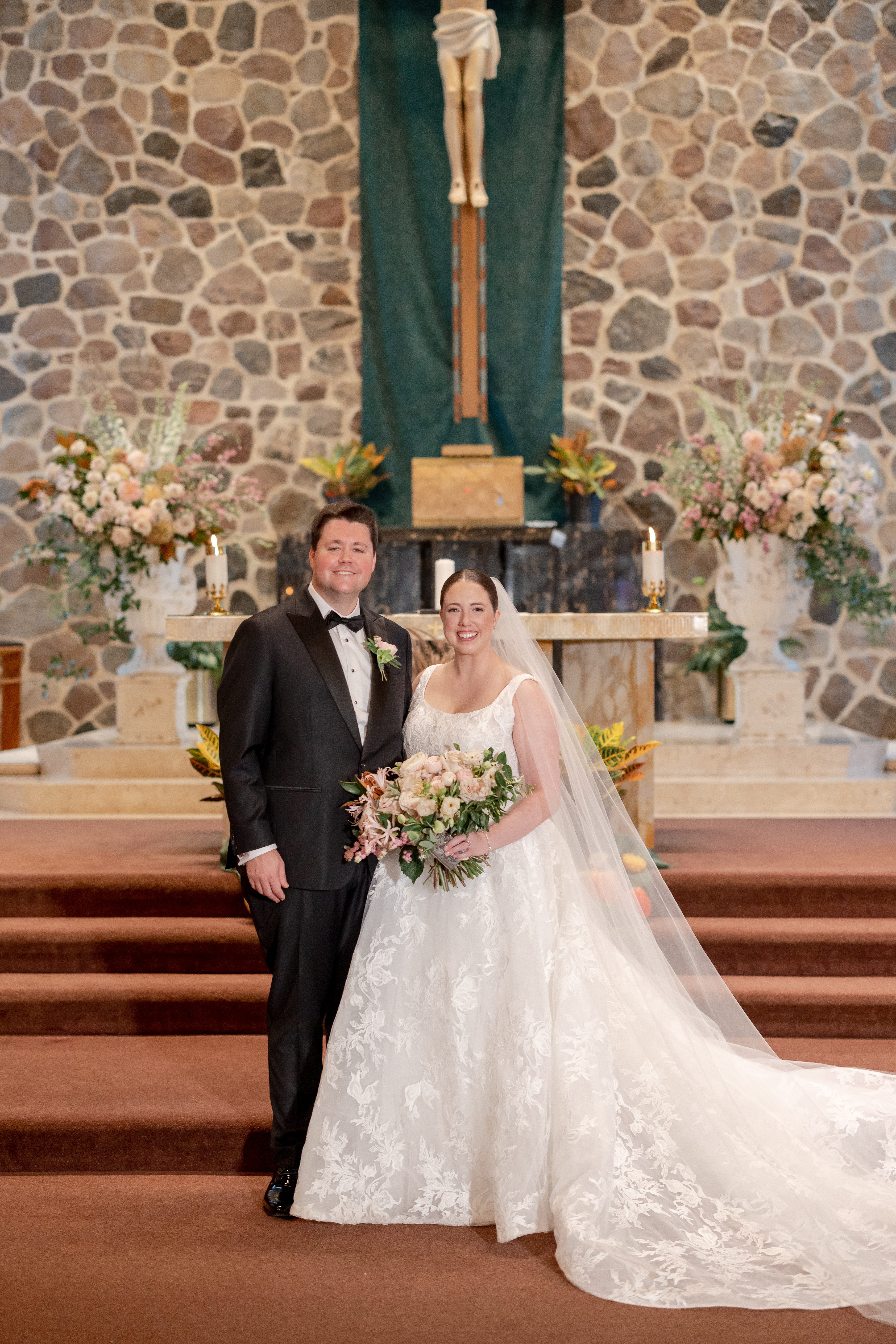 traditional-church-portrait-bride-groom