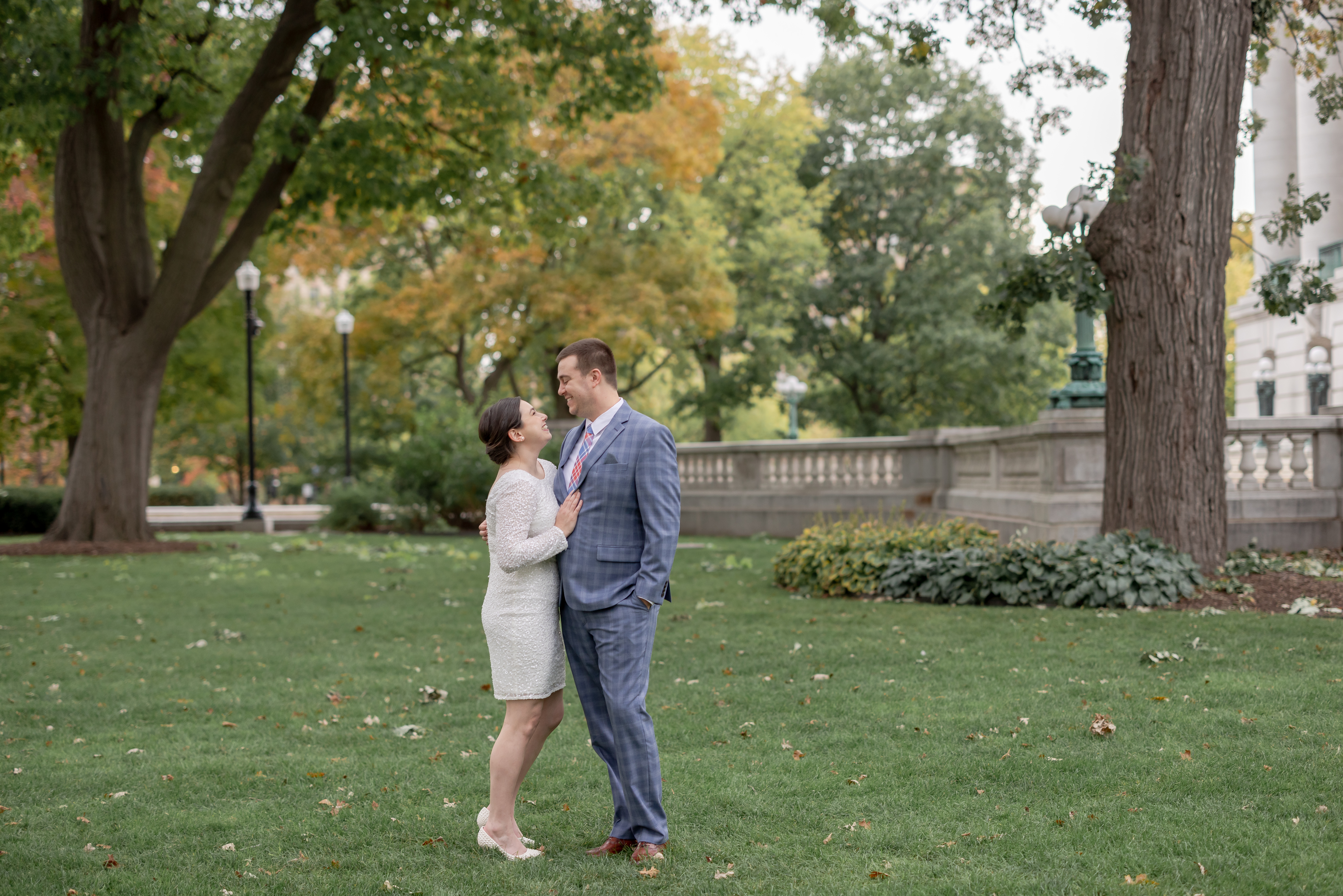 madison-wisconsin-state-capitol-engagement-photographer
