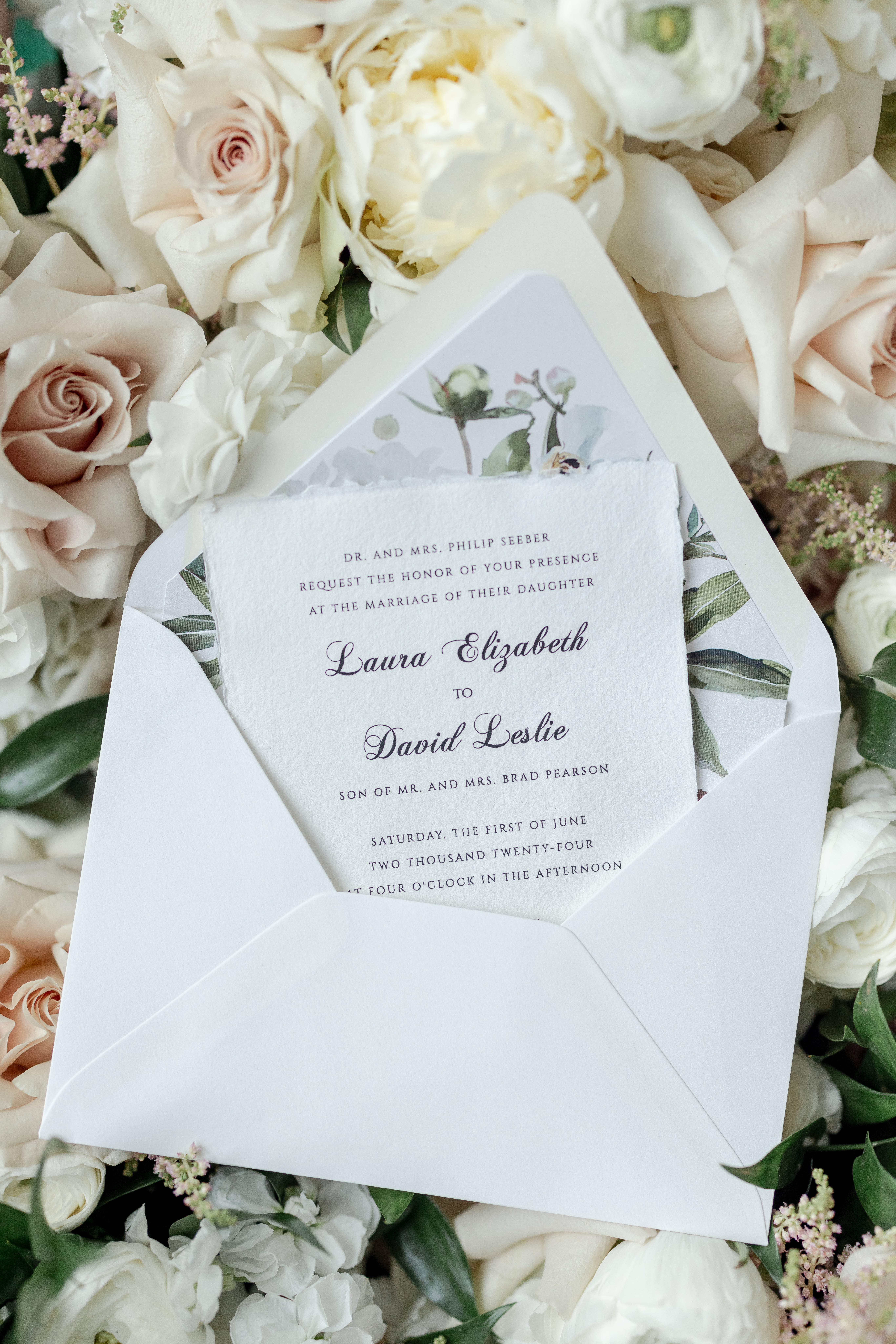 classic-black-white-wedding-invite
