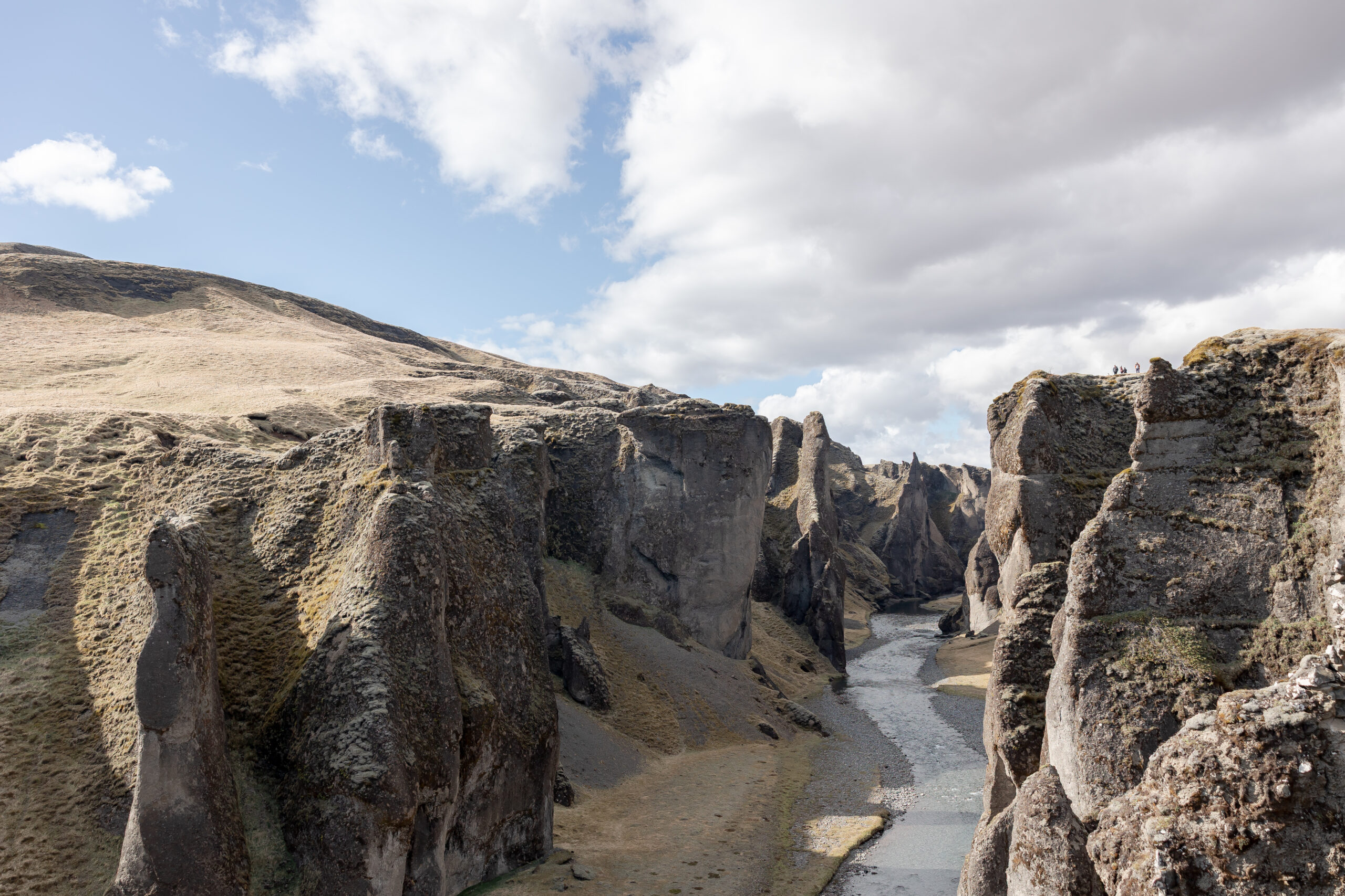 Fjadrargljufur-Canyon