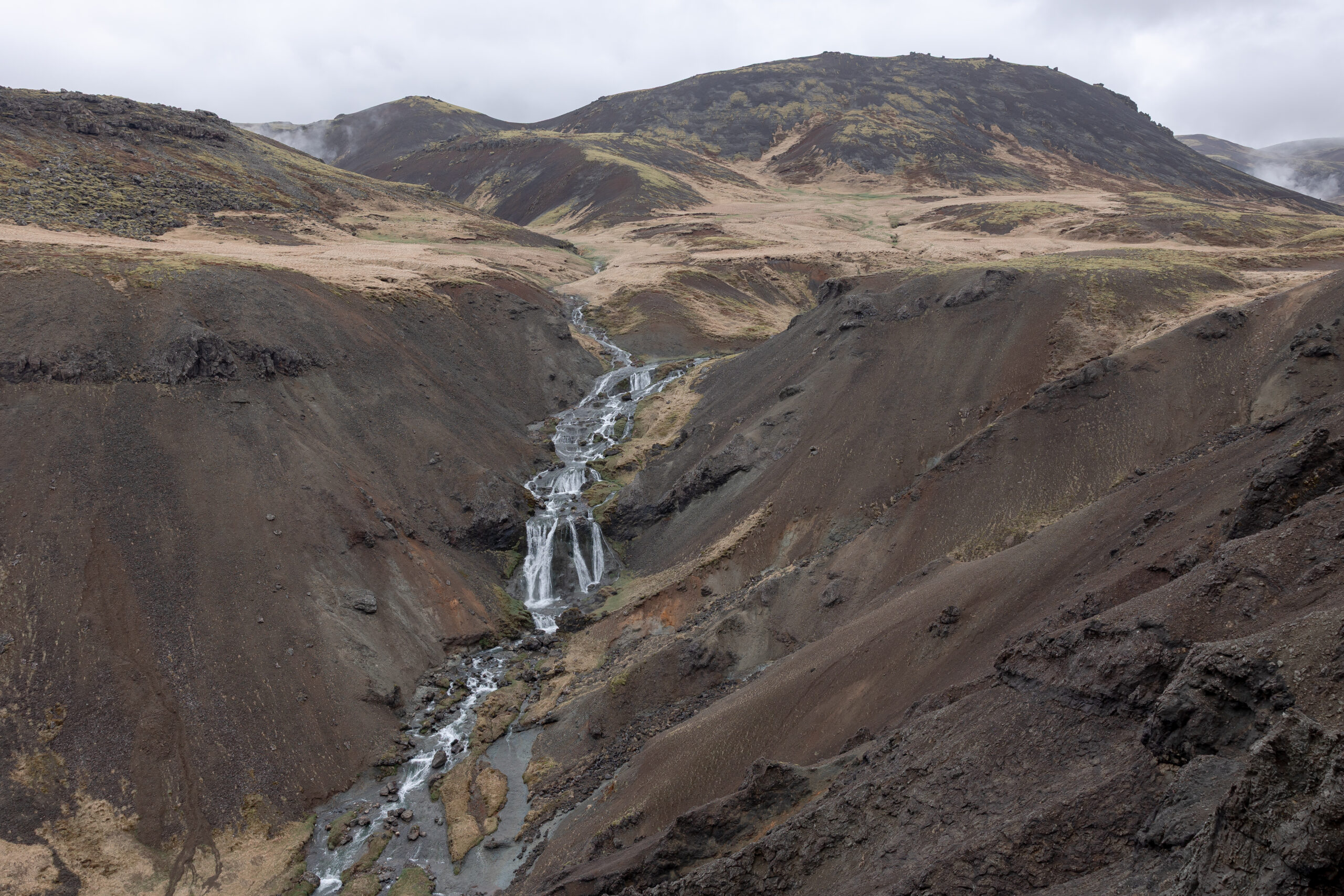 Reykjadalur-Hot-Spring-Thermal-River-waterfalls