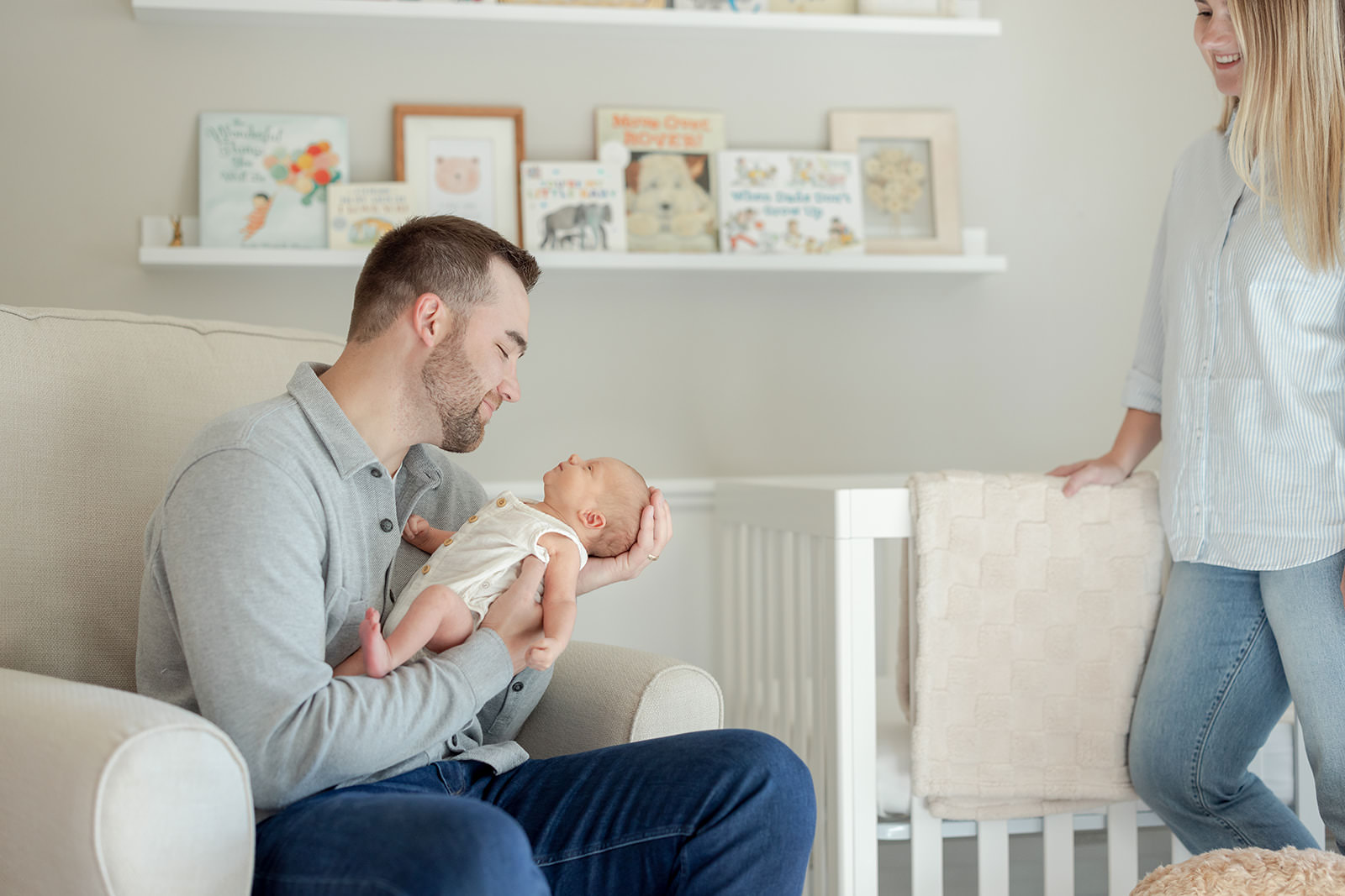 pregnancy-newborn-photographer-madison-wisconsin