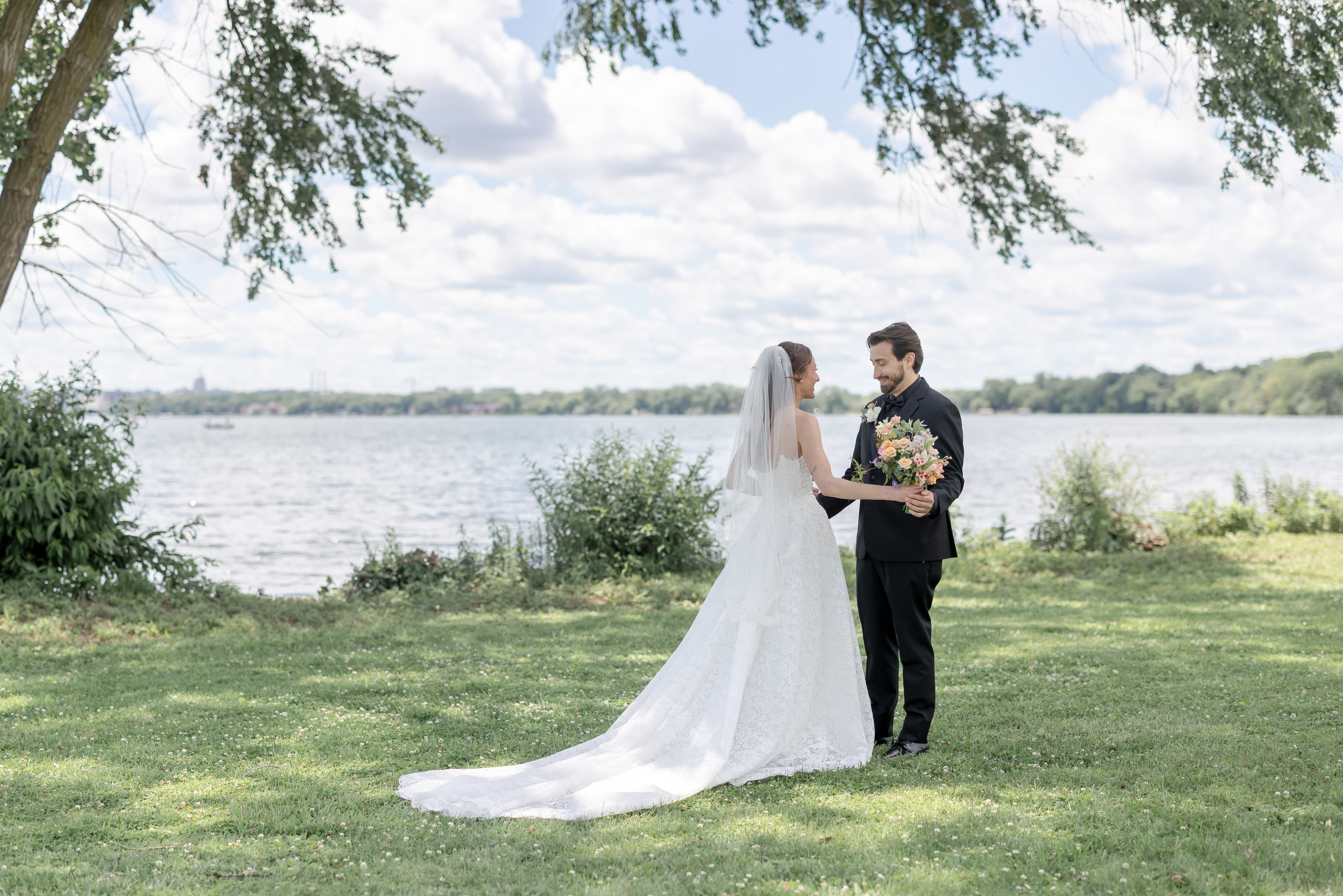 lake-monona-madison-wisconsin-wedding-photos
